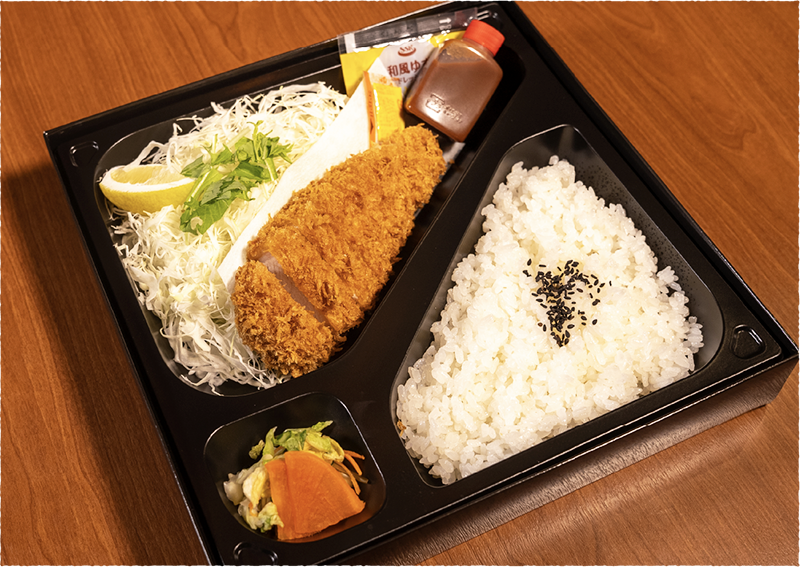 もち豚ロースかつ弁当（130g）